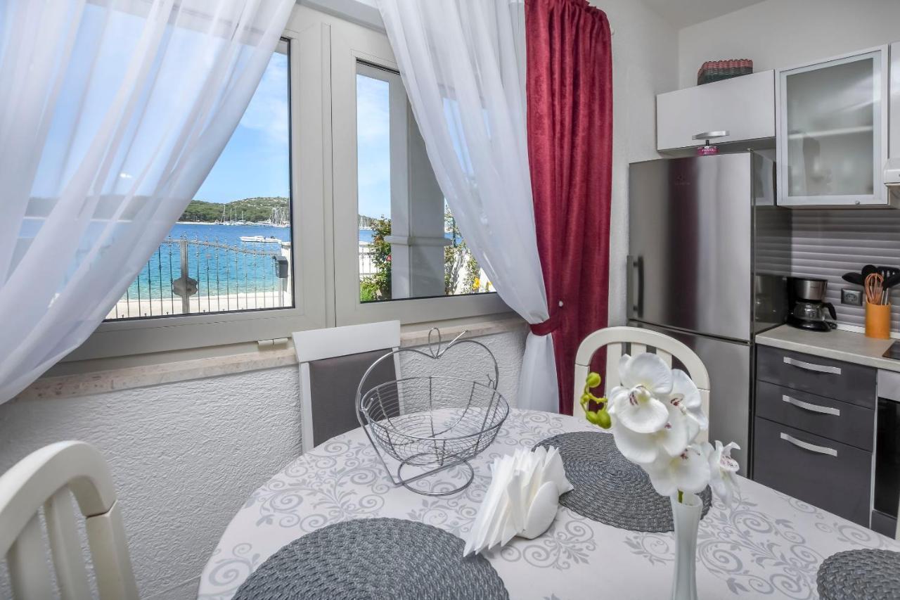 Apartment Iryna Rogoznica  Ngoại thất bức ảnh